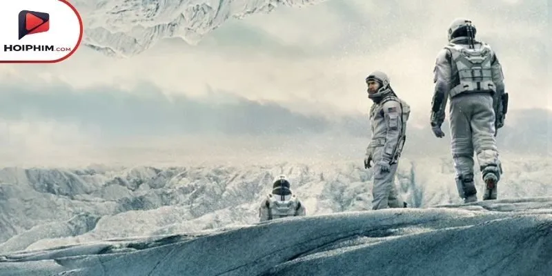 Nhân vật và hành trình trong review phim Interstellar