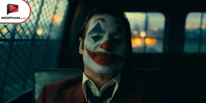 Review phim Joker về quá khứ và tâm lý Arthur Fleck